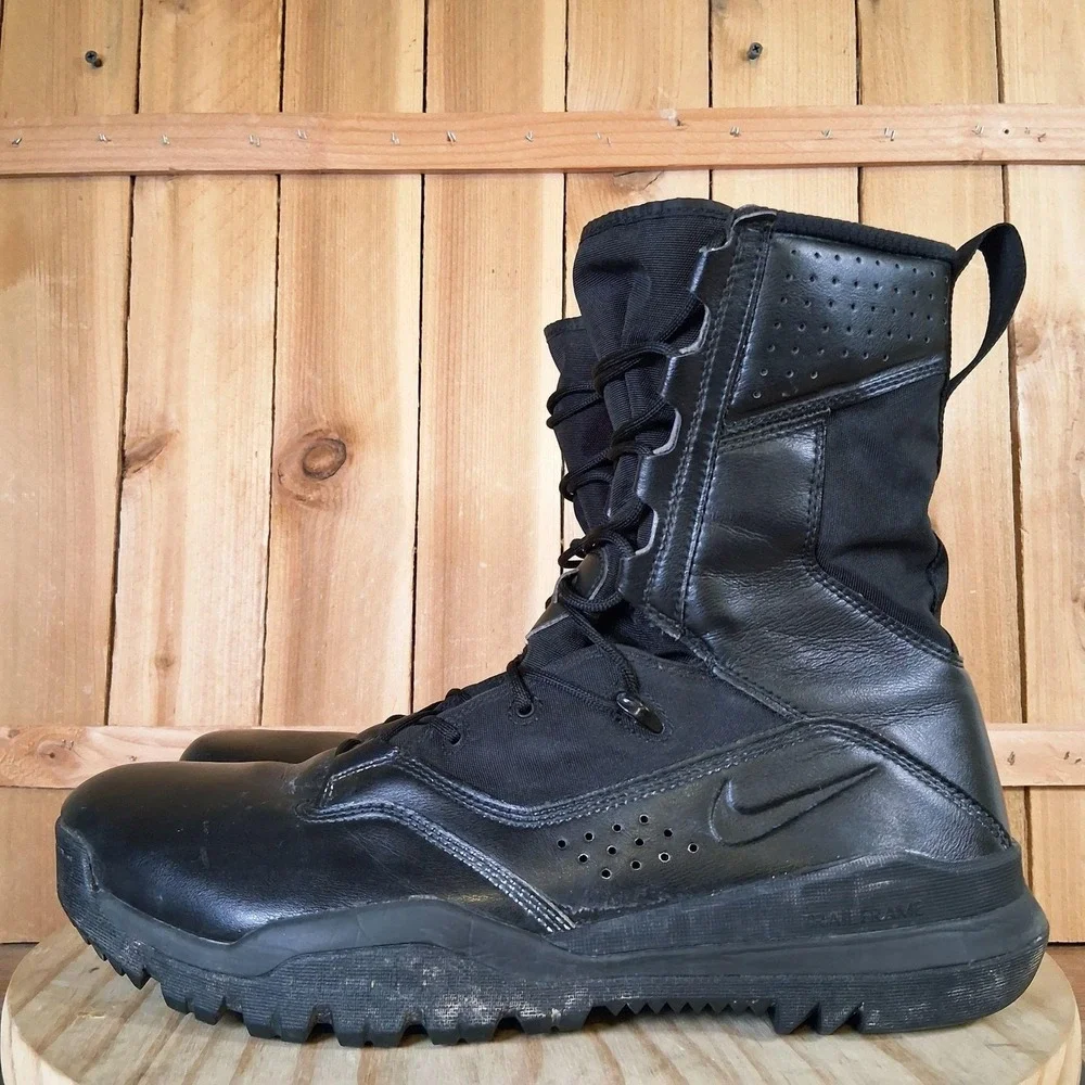 Nike SFB Field 2 8